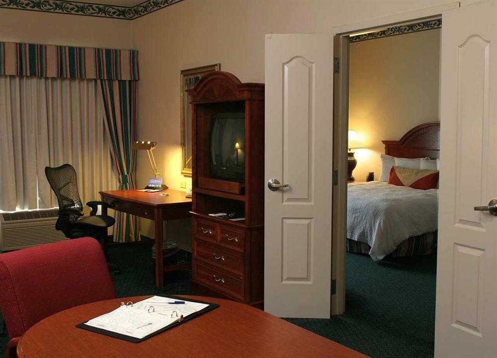 Hilton Garden Inn Chesterton Oda fotoğraf